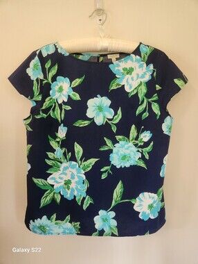 Talbots Navy Crisp Floral Cotton Poplin W/ Cap-Sleeve Top
